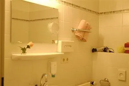 威斯特菲尔德酒店 酒店 3*